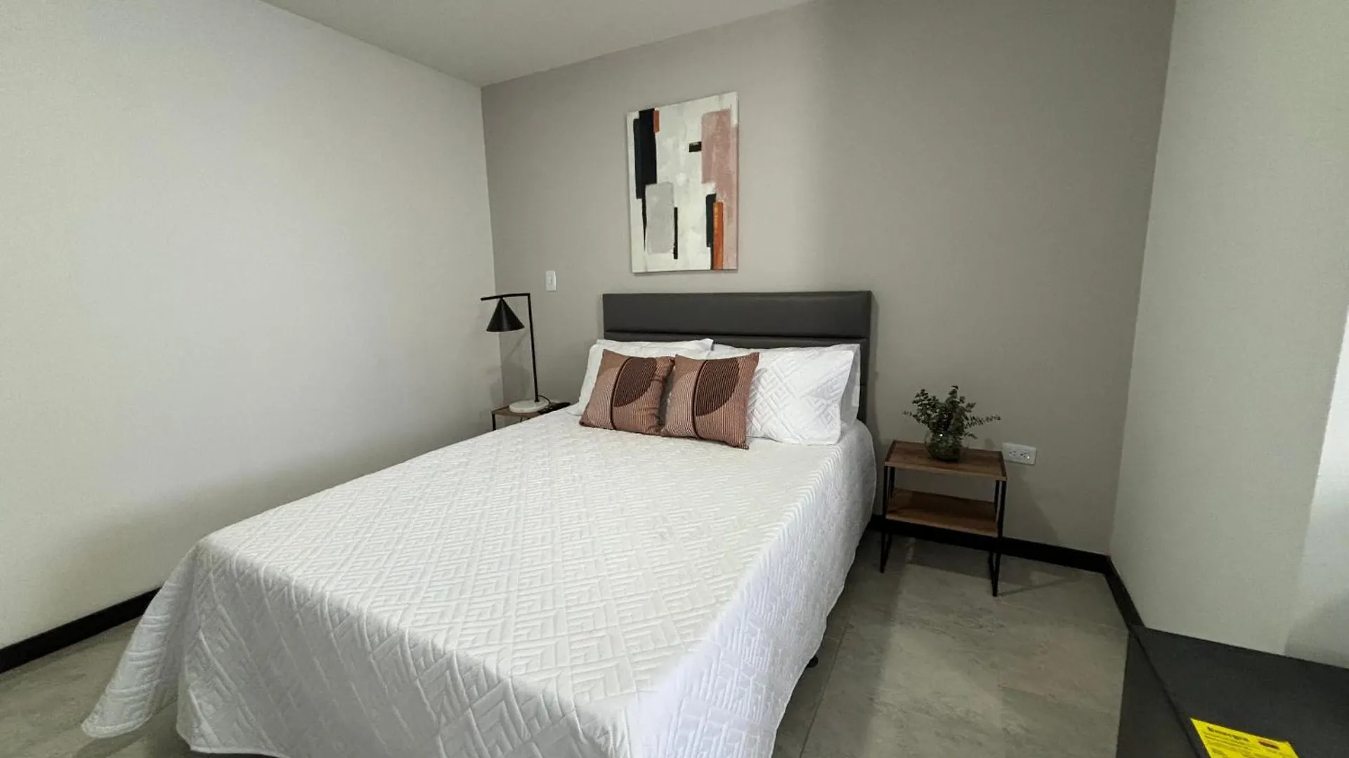 Apartamentos Virginia 34 Medellín 0*,