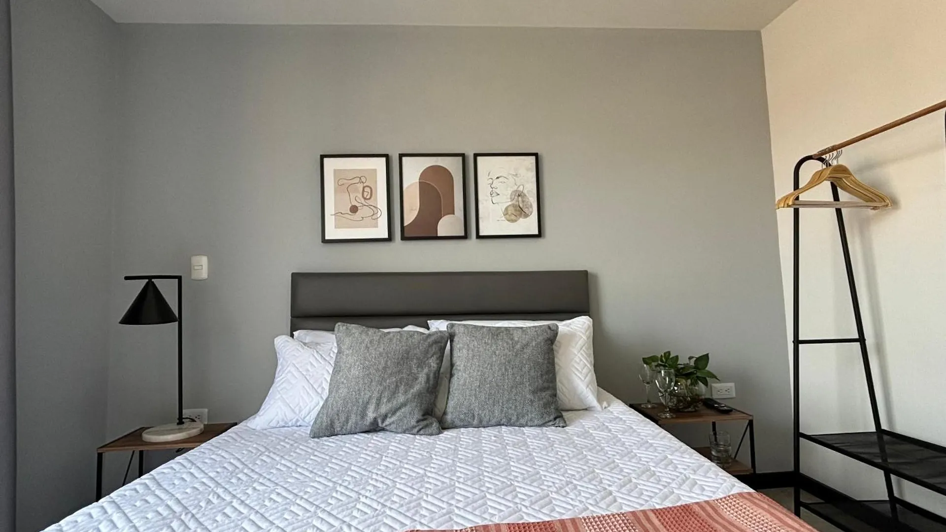 Apartamentos Virginia 34 Medellín
