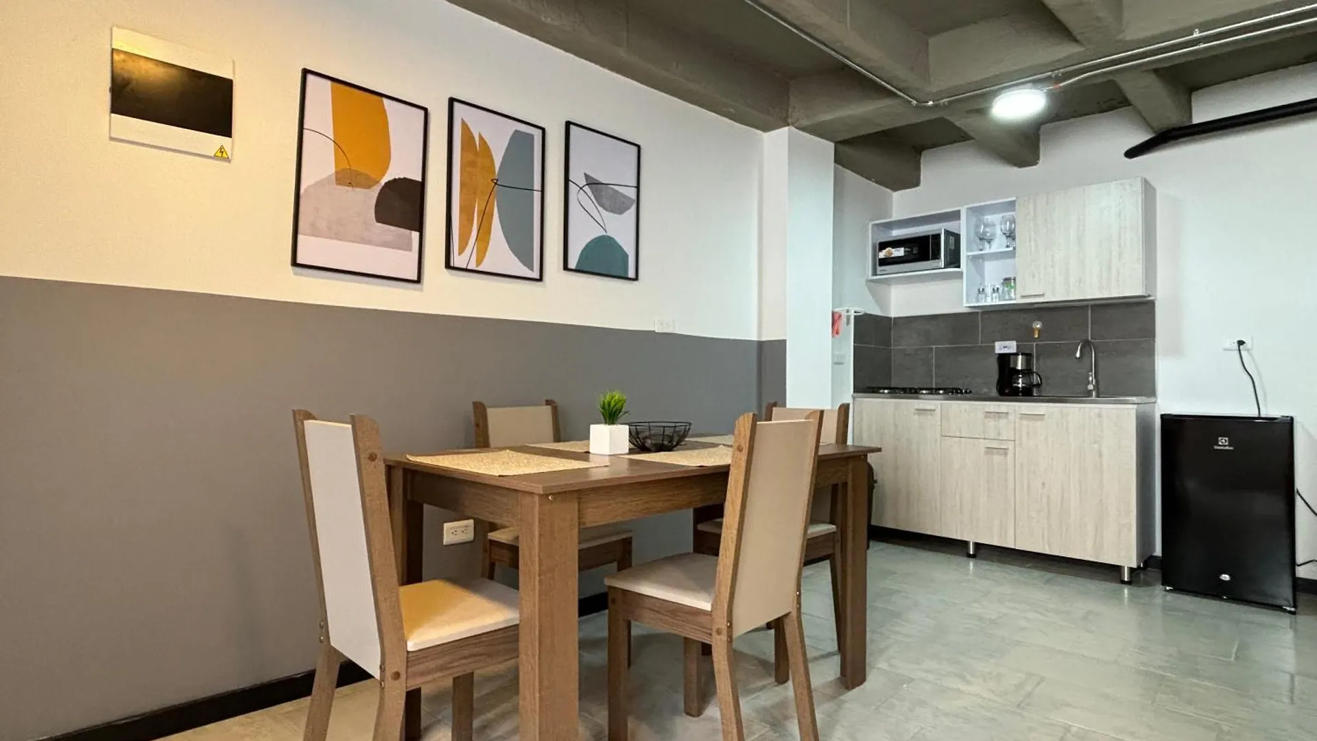 Apartamentos Virginia 34 Medellín Appartamento