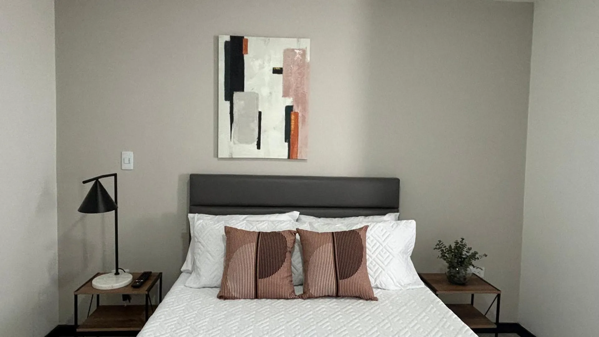 Apartamentos Virginia 34 Медельин Апартаменты